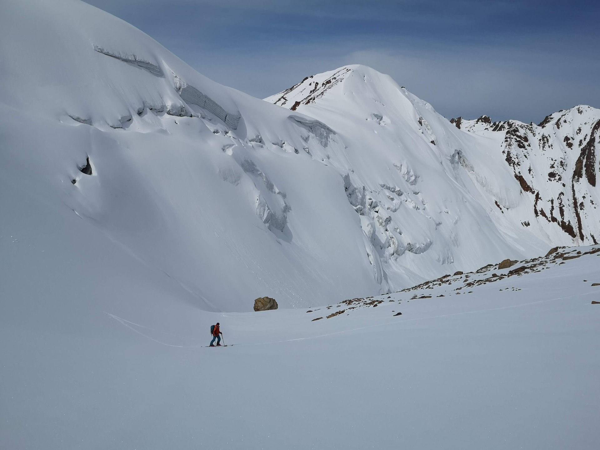 Pogreb peak and Tuyuk-su pass