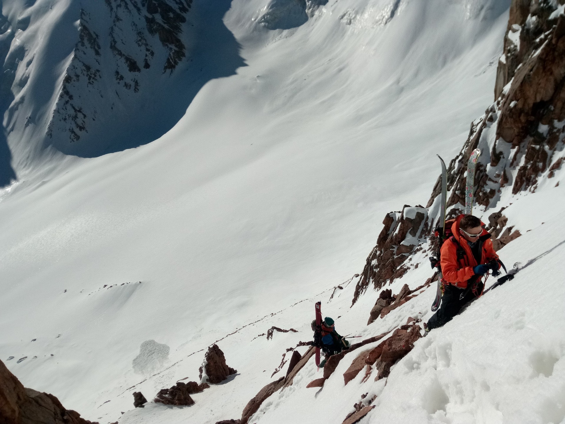 skier climbing in Kumbelsu Tuyuk-su