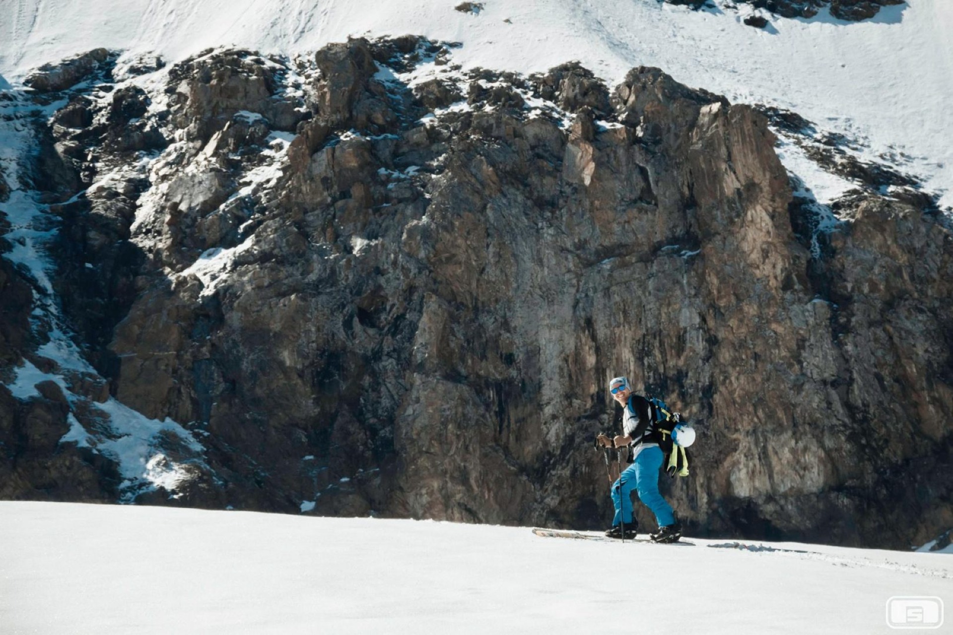 skitour on Bogdanovich glacier 