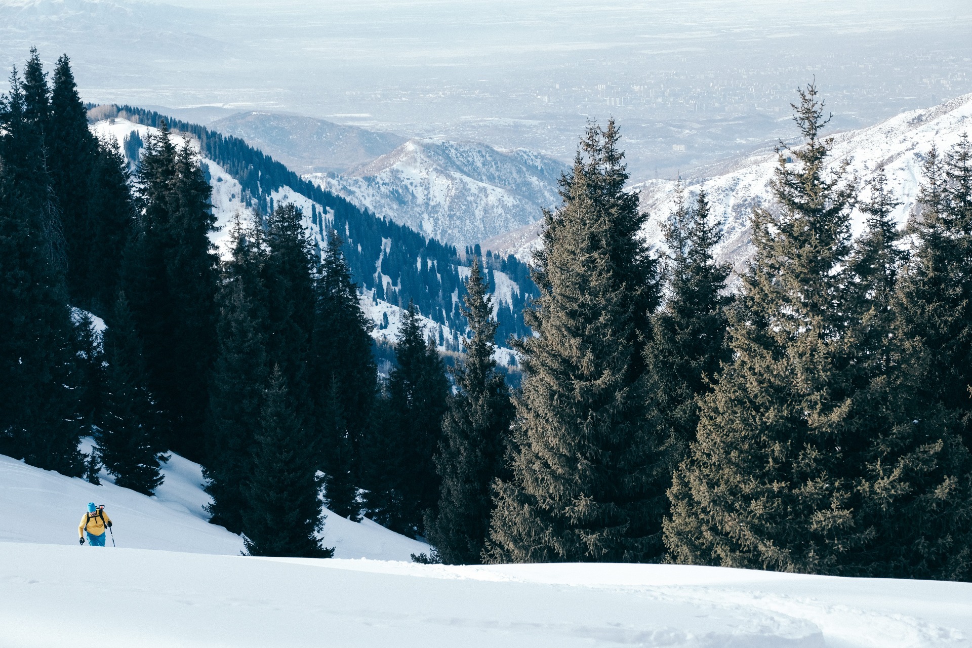 ski touring in Kimasar gorge Almaty