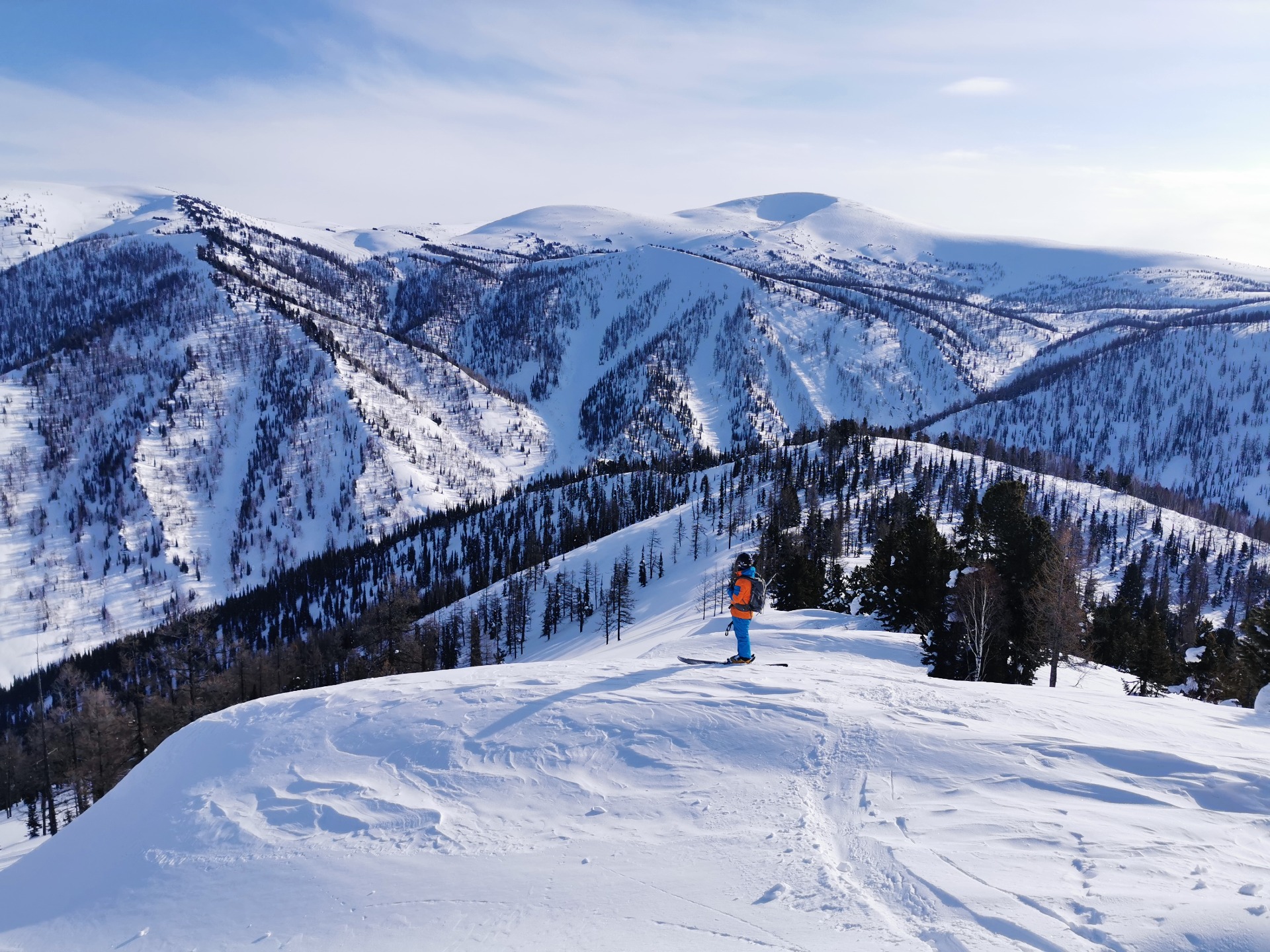 heliskiing in the Altay mountains Kazakstan