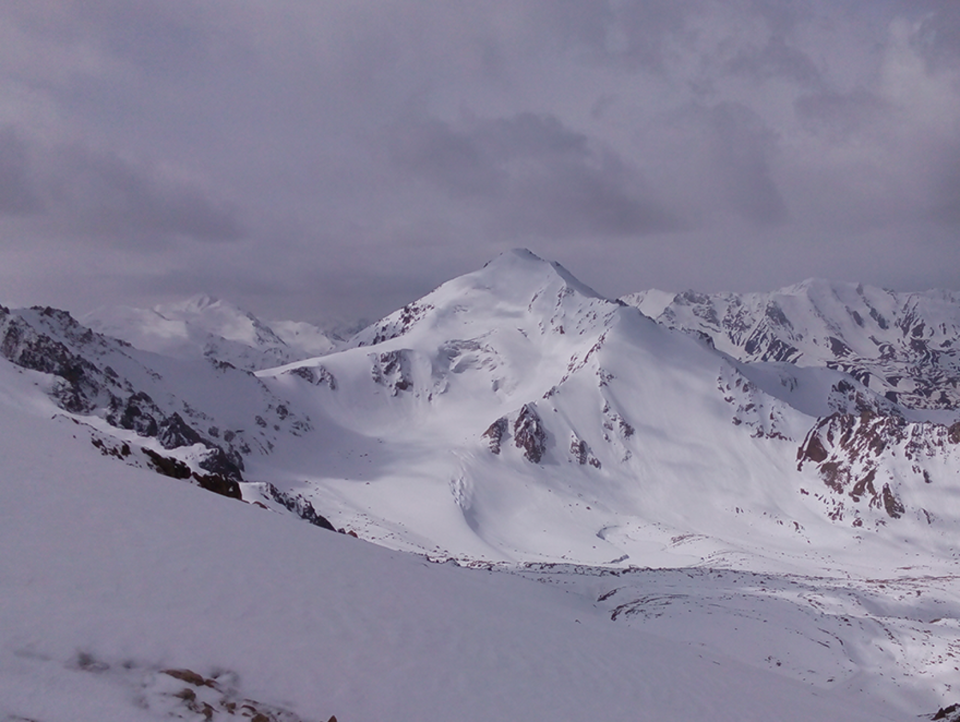 Soviet peak from Kumbelsu valley